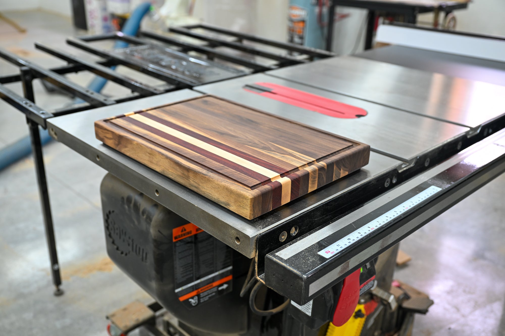 Edge Grain Cutting Board  No. 02 - Hoffer Woodworking